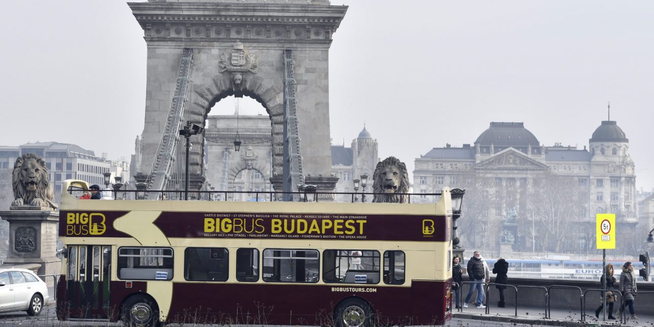 Schimbare importantă în Budapesta – Sunt afectați turiștii sosiți cu autocarul