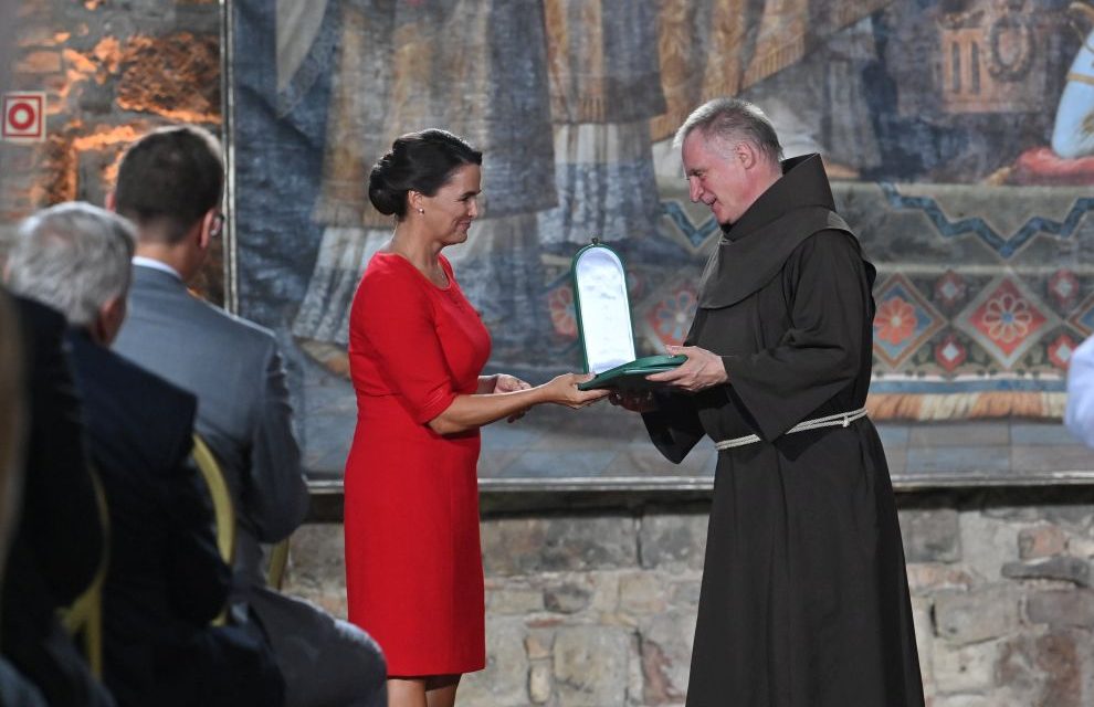 Ce a transmis călugărul franciscan din Deva după ce a fost distins cu Ordinul de Onoare al Ungariei